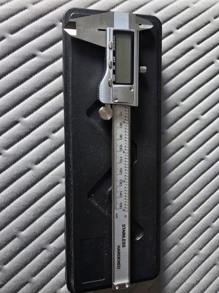 USED ONLY TWICE - DIGITAL VERNIERS Carousel 1