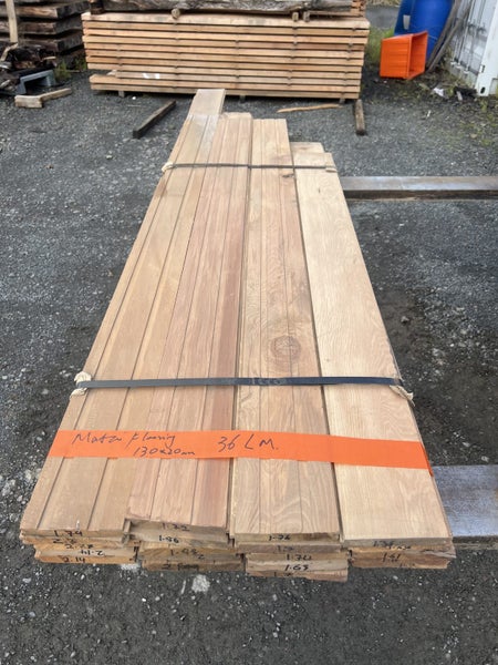 STOCK CLEARANCE – Native Matai Timber Flooring – 130 × 20 mm Carousel 1