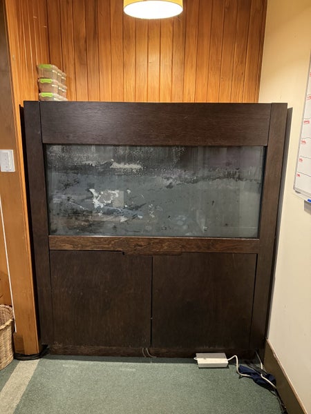 350L Custom Fish Tank & Cabinet Carousel 1