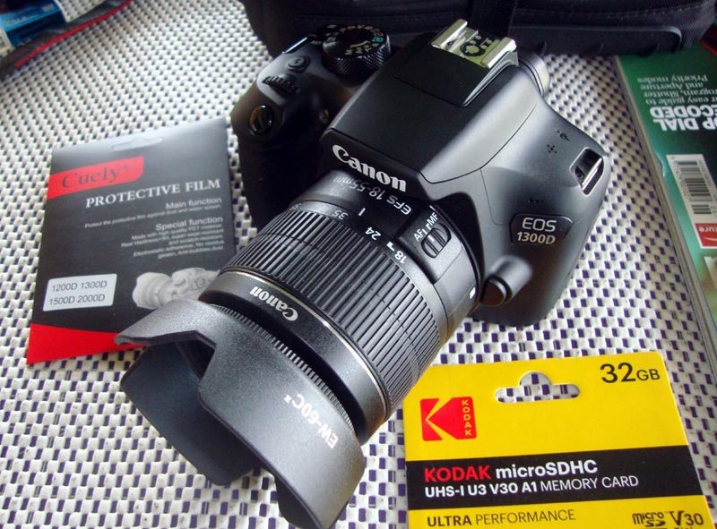 CANON EOS 1300D (Ideal For NCEA Student) - WiFi Model62938591218819113