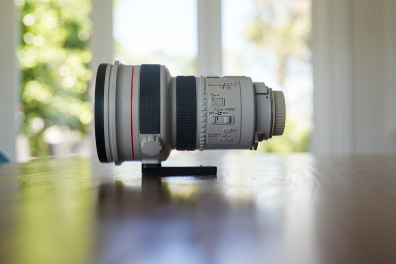 CANON EF 200mm F1.8L / Excellent condition629366756104971112