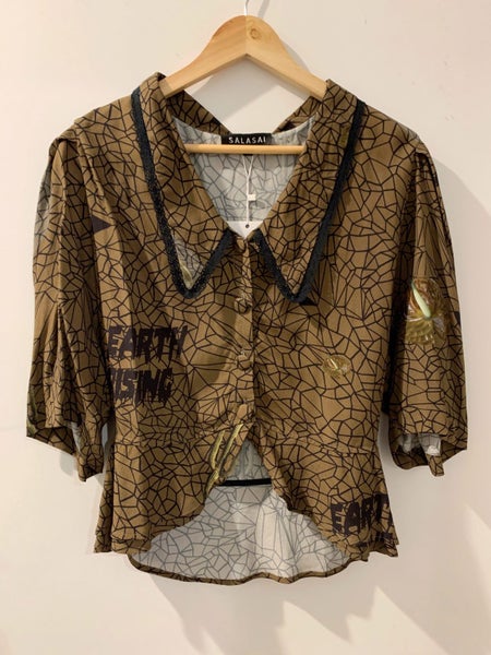 SALASAI top. Size S. BNWT629385913231371121