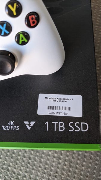 Xbox X 1TB (Excellent condition) disc edition, 2 controllers Carousel 4