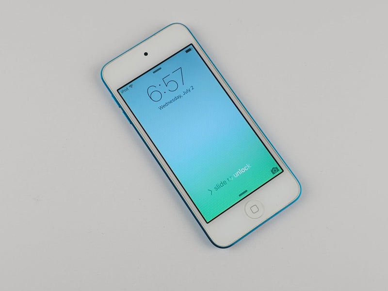 iPod Touch 5 32GB in Blue Carousel 1