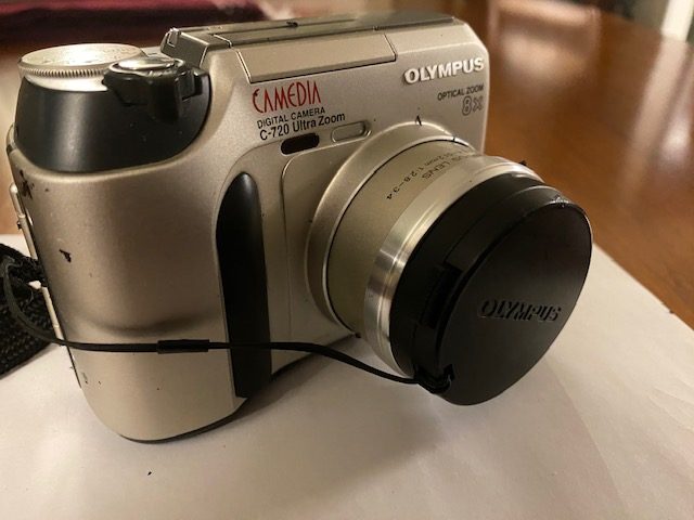 Vintage digital camera62938591653761111