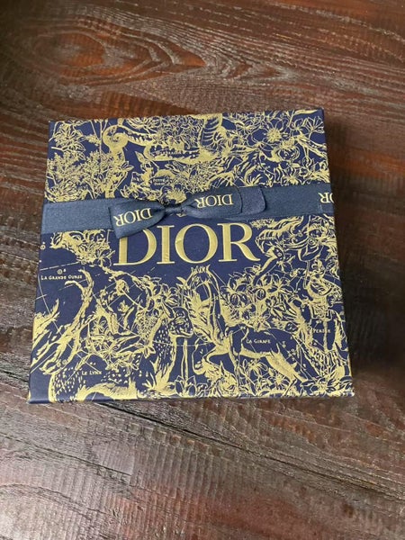 1$RES NEW DIOR gift box body milk and parfum Carousel 2