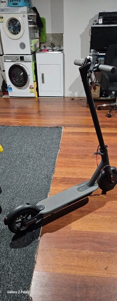 Electic adult scooter with 2 new spare tyres629471522730271120