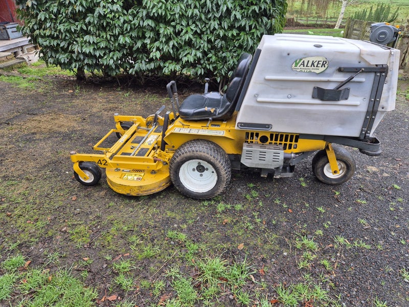 Walker Mower 42 inch MSGHS62950004734977114