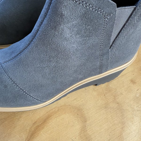 Toms “Maude” Grey Wedge Boots Size 37.5 US 7 Carousel 2