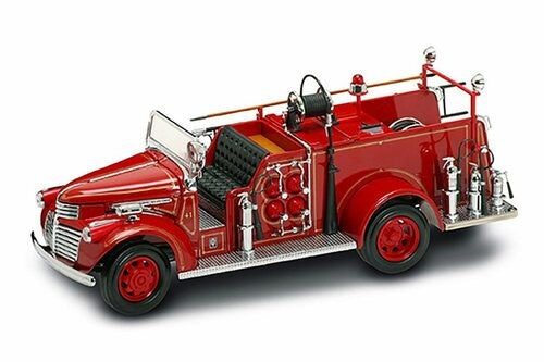 Road Signature RS-20068 1/24 1941 GMC Firetruck Carousel 1