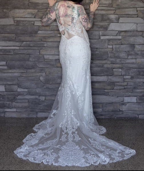 Stunning Wedding Dress from Wilkins Bridal Sz 16629481050713631129