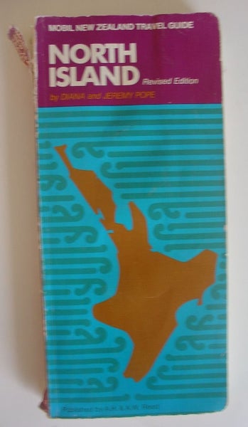 Vintage Mobil North Island Travel Guide Carousel 1