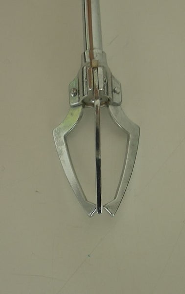 Look No Fingers Used, Vintage Bar Tongs Carousel 2