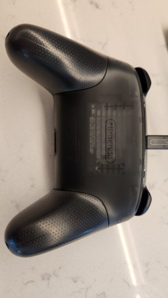 Nintendo Switch Pro Controller Carousel 3