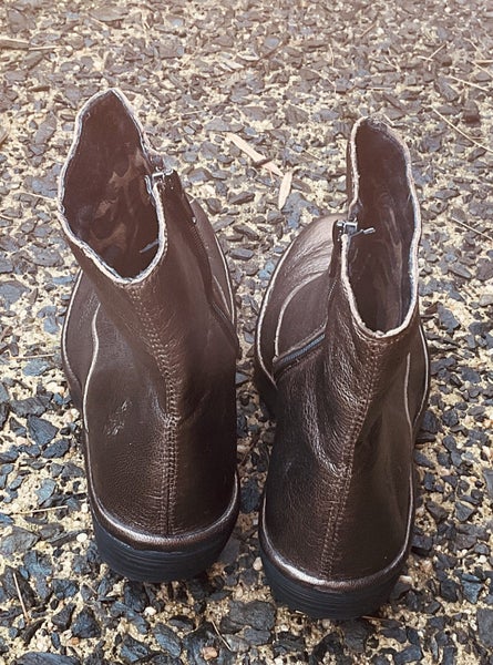 Fly London boots, made Portugal, size 40 (9)62947153193731111