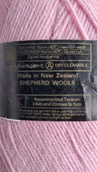 100% NZ wool - 400 grams - equivalent 8 x 50 gram balls Carousel 8
