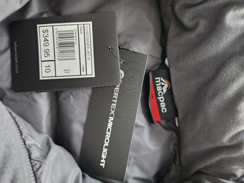 BRAND NEW - MACPAC Womens Jacket Carousel 2