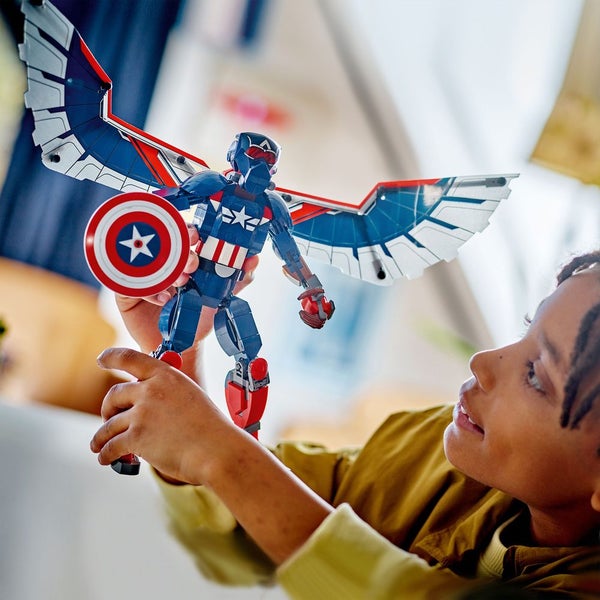 LEGO Super Heroes Marvel New Captain America Construction Figure 76296 Carousel 3