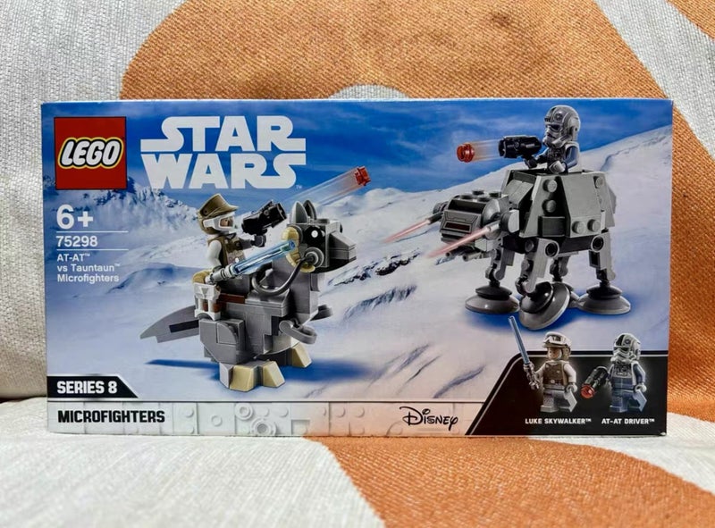 LEGO 75298 Star Wars AT-AT vs Tauntaun Microfighters Carousel 1