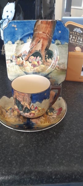 Royal Doulton Gnome Series Carousel 1