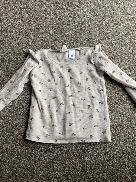 Gorgeous oatmeal ditsy floral 100% merino girls top sz2 Carousel 1