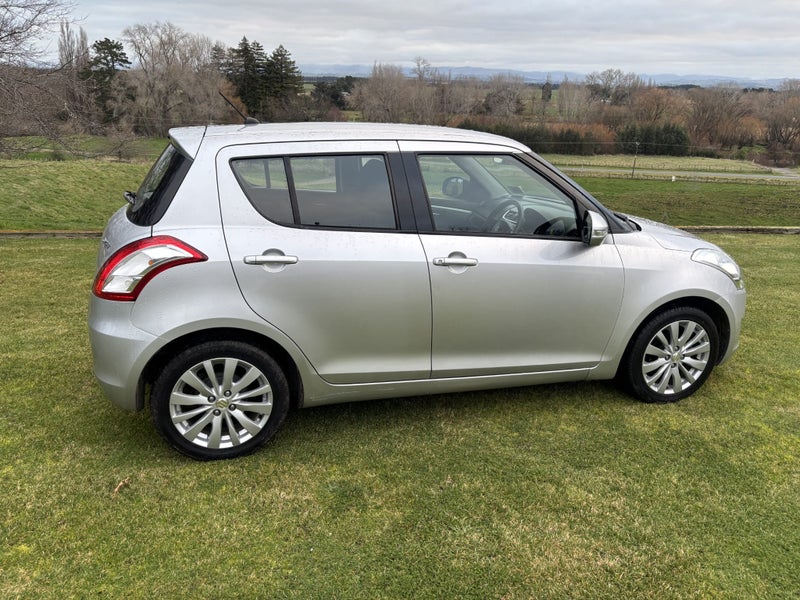 2011 Suzuki Swift Ltd63612516361473110