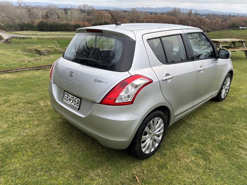 2011 Suzuki Swift Ltd63612516361473111