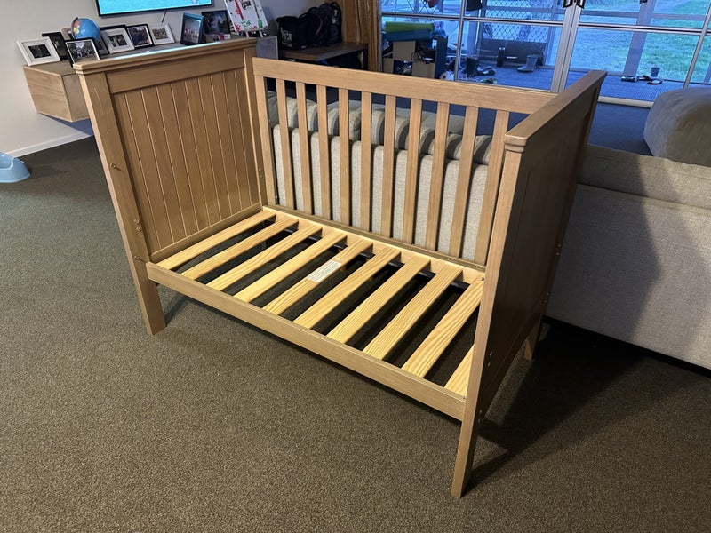 Grotime Cot Carousel 1