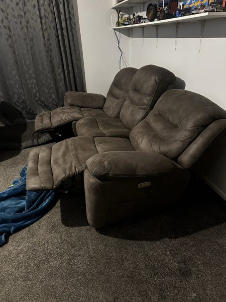 3 piece electric lounge suite62958560705281111