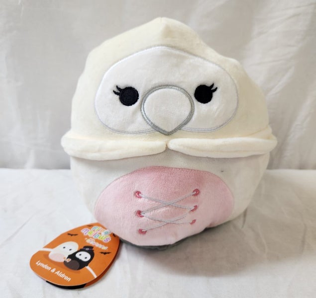 Squishmallow Plaque Dr & Nurse Flipmallow Carousel 2