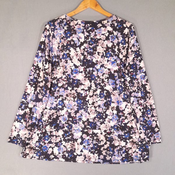 Blue Illusion Blue Floral Top with Soft Stretch Fabric Size Large Carousel 8