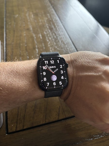 Apple Watch Series 10 (GPS) – 46mm Aluminium Case. Carousel 1