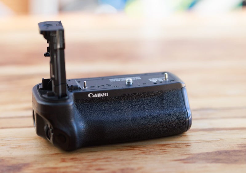 Canon BG-R10 Battery Grip629519059976991124