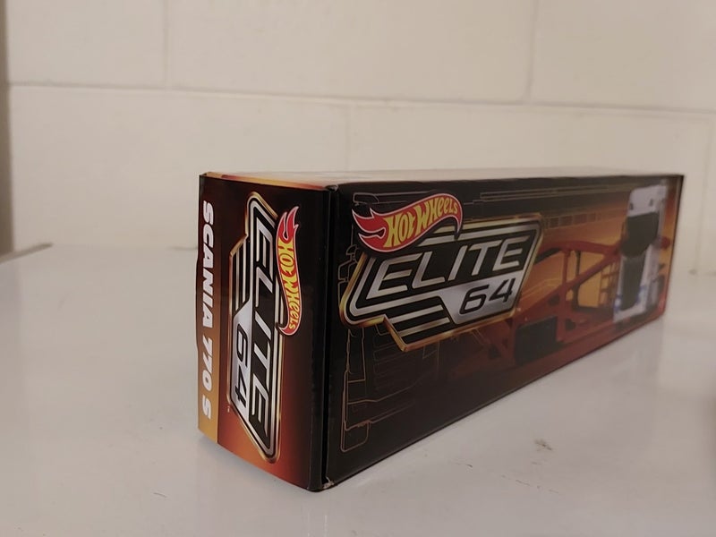 HOT WHEELS ELITE 64 SCANIA 770S (SEALED)63002289402115111