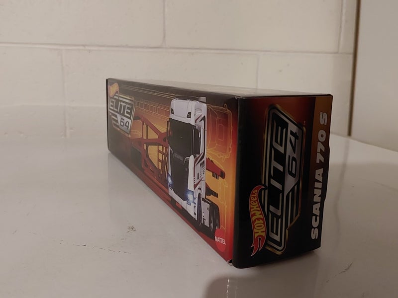 HOT WHEELS ELITE 64 SCANIA 770S (SEALED)63002289402115112