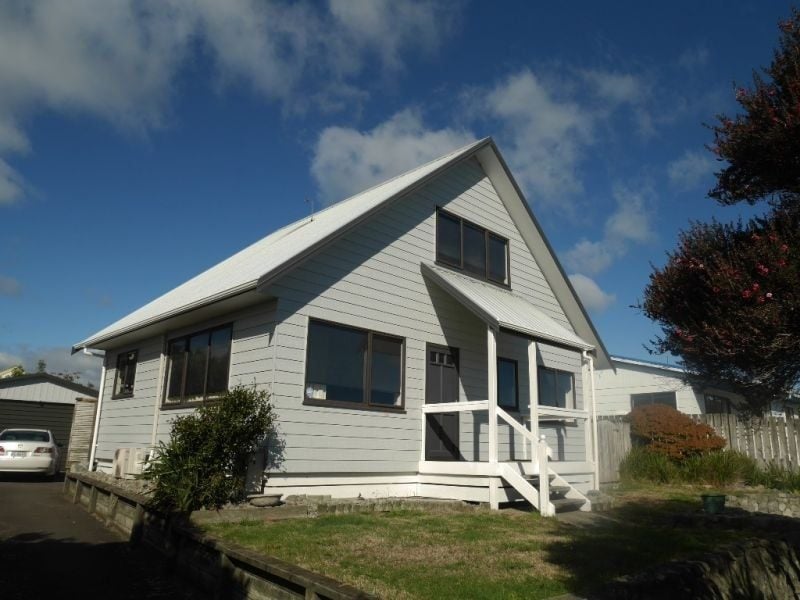 Image 1 of 15