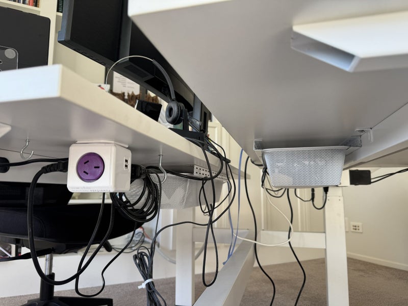 Agile Electric 2 Double standing desk Carousel 2