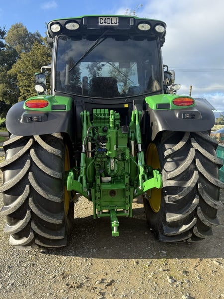 John Deere 6155R with 643R loader $220,000 + GST62960723147265114