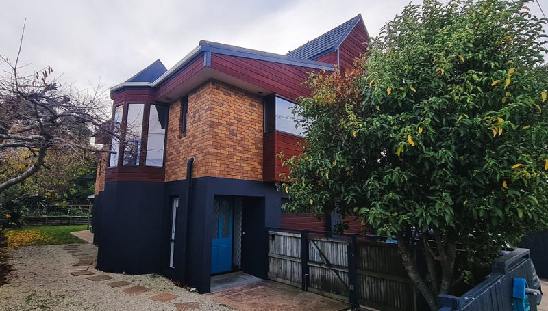 Image 1 of 21