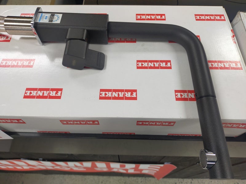 Franke TA621B Pull-Out Tap Carousel 3