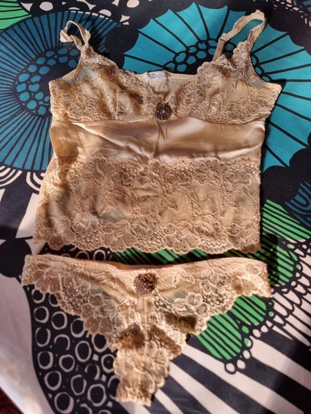 Stunning Trelise Cooper lingerie629576114976021112
