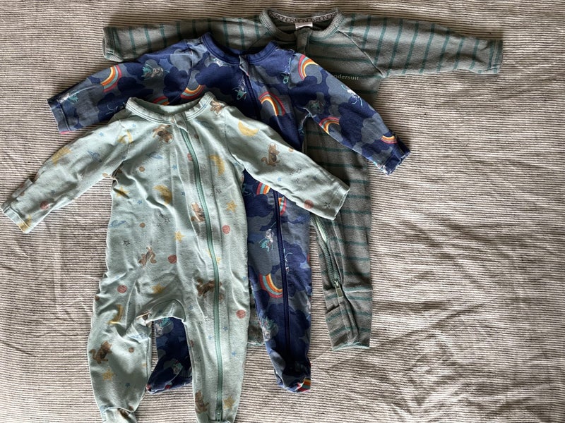Bulk lot baby boys clothing (NB 0-3m and 3-6m)62967361461378111