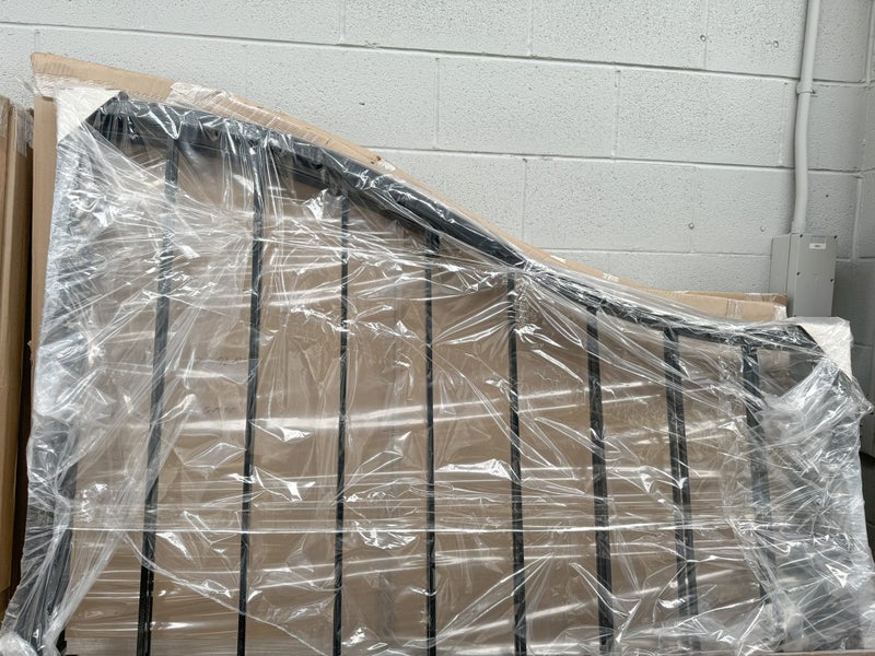 Steel Driveway Gate 3M x 2M with Pedestrian Door Shootbolt and Locks62967361467266113
