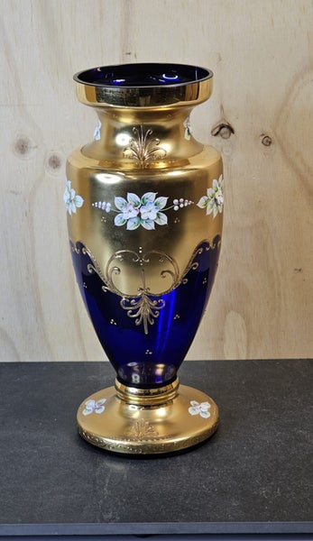 Vintage Czech Bohemian Cobalt Blue Glass & 24KT Gold Gilded Vase. Carousel 1