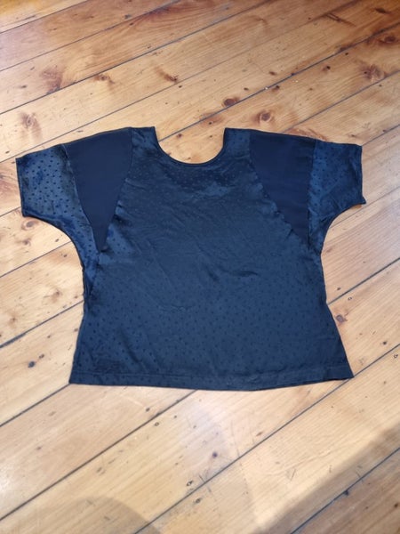 Nyne silk tee size 1062957611770369111