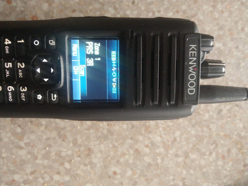Kenwood uhf nx5300 Carousel 2