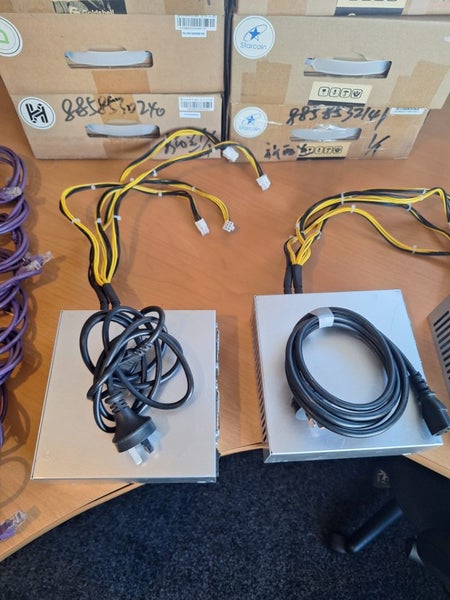 Bulk Goldshell ASIC miner boxes $1res62975767783811112