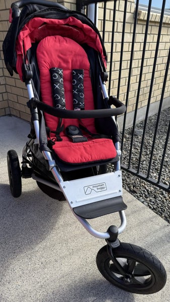 NEW CONDITION Mountain Buggy Urban Jungle Carry Cot Plus Set + Extras! Carousel 1