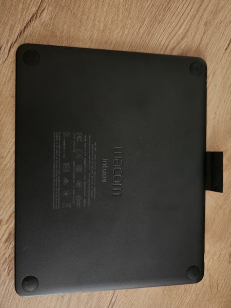 Wacom Intuos Bluetooth Pen Tablet (Pen Pad) Carousel 2