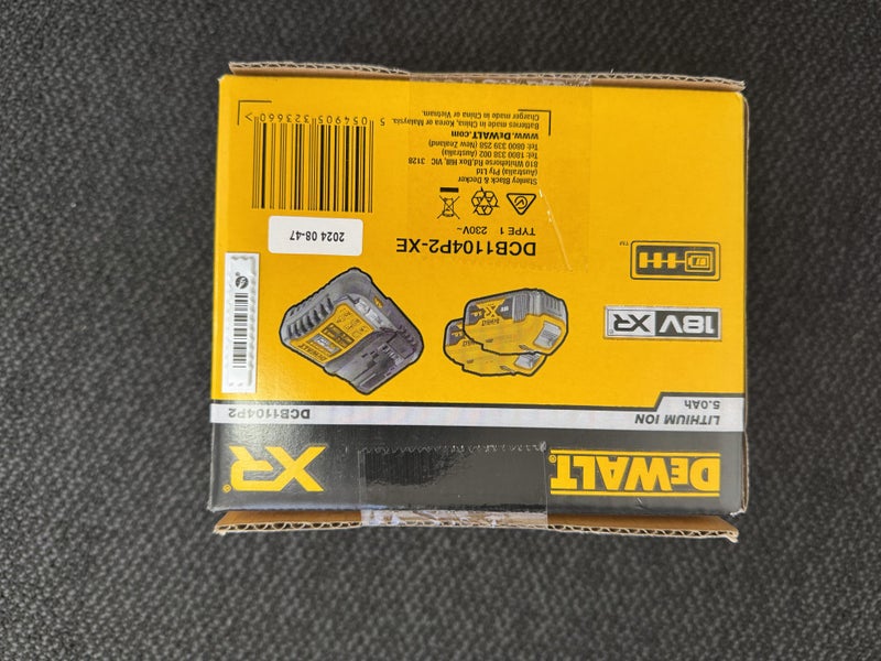 DeWalt Battery Charger Starter Combo Kit Carousel 2